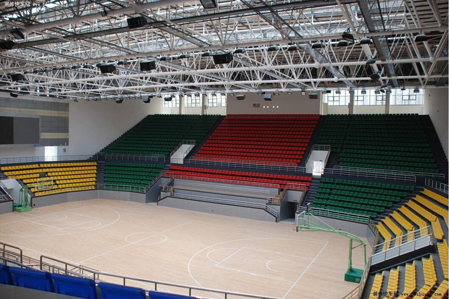 大理羽毛球场网架工程